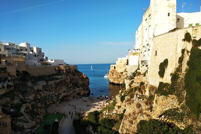 Private tour in Polignano a Mare: overlooking the sea - An Intimate Exploration of Polignano a Mares Historic Center