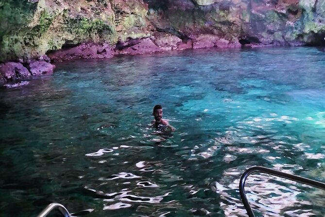 Private tour in Polignano to discover the caves with aperitif - Exploring Cala Paura and Lama Monachile