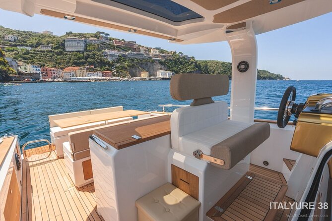 Private tour in Premium Yacht from Sorrento to Capri and Positano - Visiting the Punta Carena Lighthouse and the Historic Fort Route