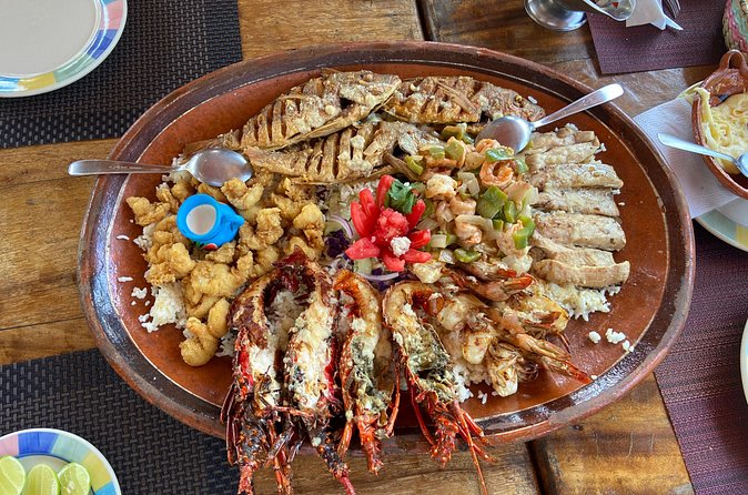 Private Tour in Puerto Vallarta - Natural Beauty at Los Arcos de Mismaloya