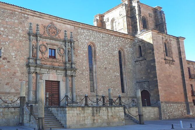 Private Tour in Salamanca Universitaria - Key Points