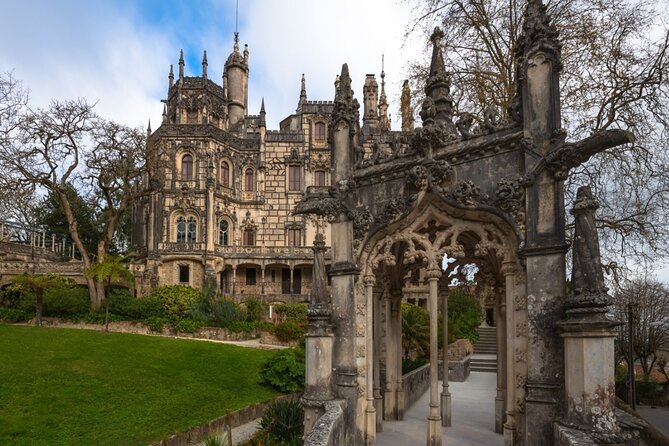 Private tour in Sintra, Cabo da Roca, Cascais. Wonderful day. - Logistics: Easy Pickup and Flexible Duration