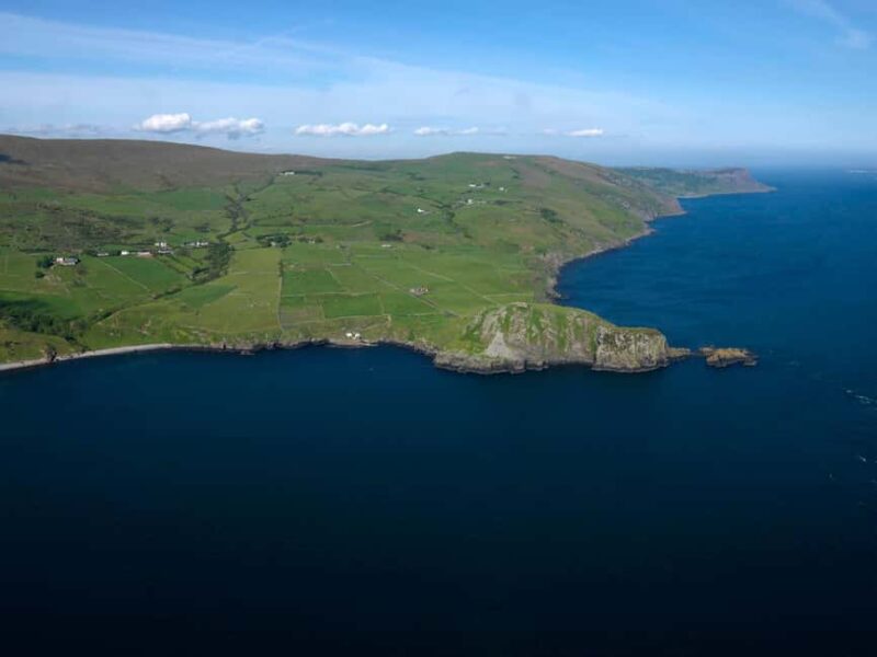 Private Tour - Irish Walled Garden, Nature & Giants Causeway - Visiting the Iconic Giants Causeway