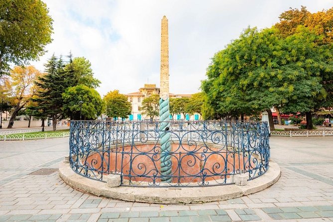 Private Tour: Istanbuls Ottoman Experience Including Topkapi Palace and Blue Mosque - Insights from Reviews: Knowledgeable Guides and Efficient Tours