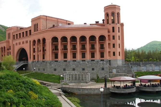 Private tour Jermuk, waterfall, Tatev Monastery and TaTev Ropeway - Key Points