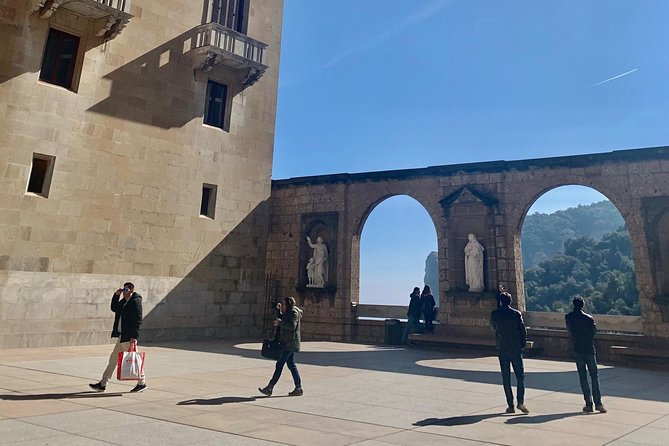 Private Tour: Montserrat and Cava Visit - Cava Tasting at a Local Winery in the Penedes
