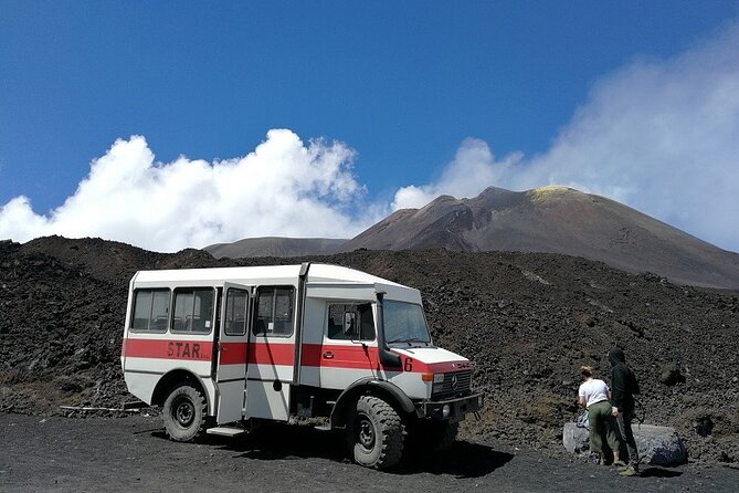 Private Tour Mt. Etna from Taormina - The Role of Guides and Their Expertise