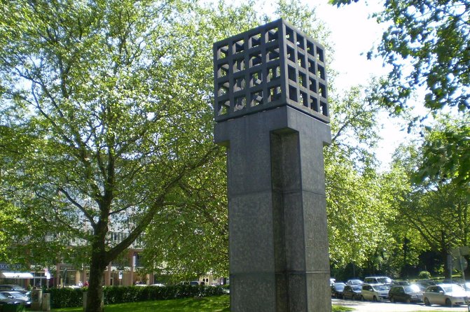 Private Tour: Munich Third Reich Walking Tour - Visiting the Hofbräuhaus and Its Nazi Connection