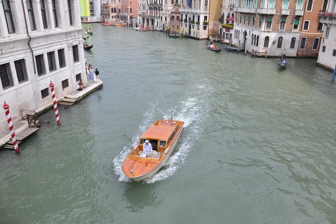 Private Tour Murano and Burano - K1 - Flexible Free Time and Local Delights on Burano