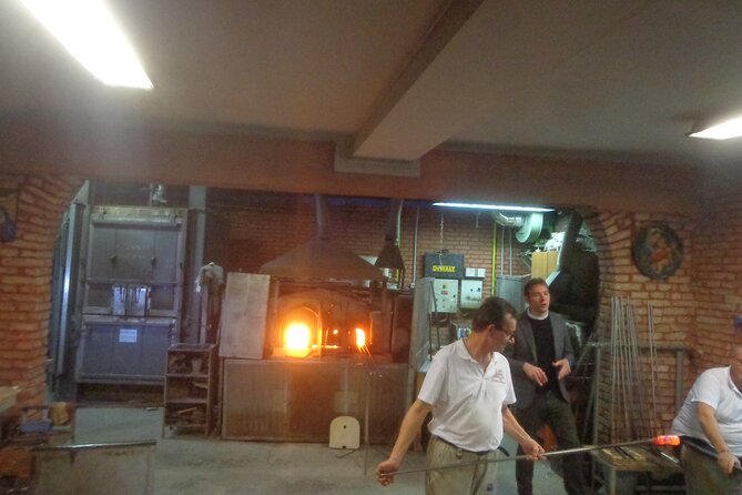 Private Tour Murano and Burano - K1 - The Guide’s Role and Guest Experience