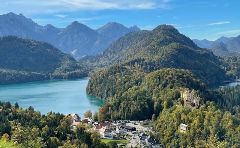 Private tour: Neuschwanstein castle and Alps from Innsbruck - Key Points