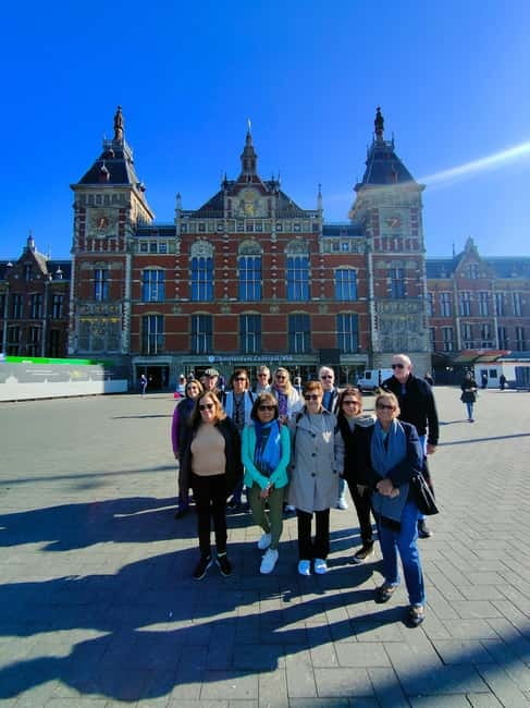 Private tour of Amsterdam with Portuguese-speaking guide - Key Points