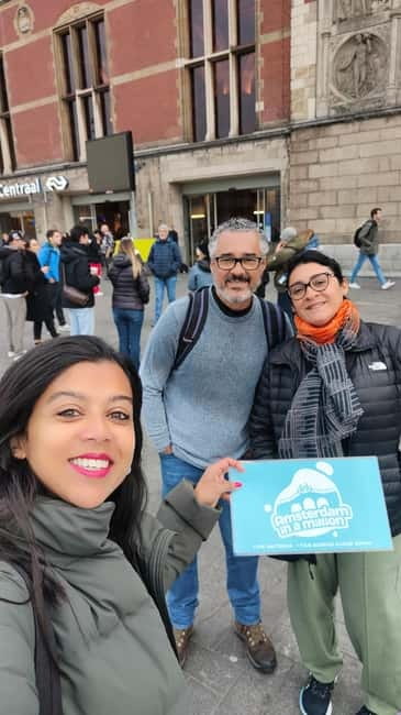 Private tour of Amsterdam with Portuguese-speaking guide - Starting Point at Amsterdam Central Station’s Main Entrance