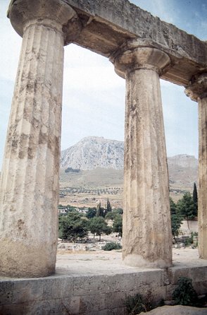 Private Tour of Ancient Corinth, Temple of Hera, Blue Lake & Isthmus Canal from Athens - The Fountain of Peirene: Refreshing Spring in the Heart of Corinth