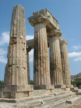 Private Tour of Ancient Corinth, Temple of Hera, Blue Lake & Isthmus Canal from Athens - Comfort and Convenience: Transportation and Group Experience