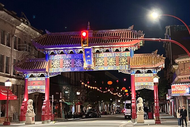 Private Tour of Beautiful Victoria in Luxury Van - Strolling Through Beacon Hill Park and Its Natural Beauty