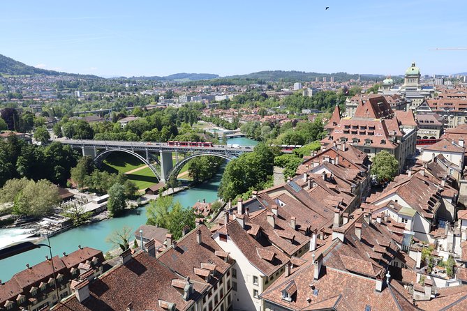 Private Tour of Bern - Sightseeing, Food & Culture with a local - Exploring Bern’s Iconic Sights in a Private Setting