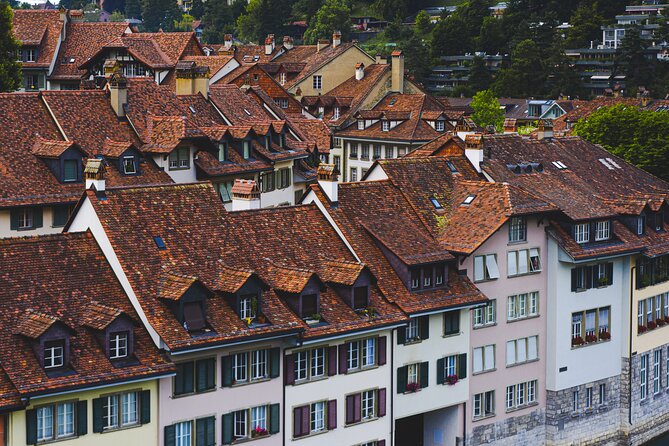 Private Tour of Bern - Sightseeing, Food & Culture with a local - Comparing This Tour with Similar Experiences in Bern