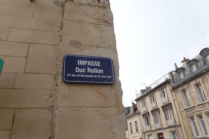 Private Tour of Caen and visit of the Memorial Museum - Starting at the Château de Caen, the Norman Castle and William the Conqueror’s Stronghold