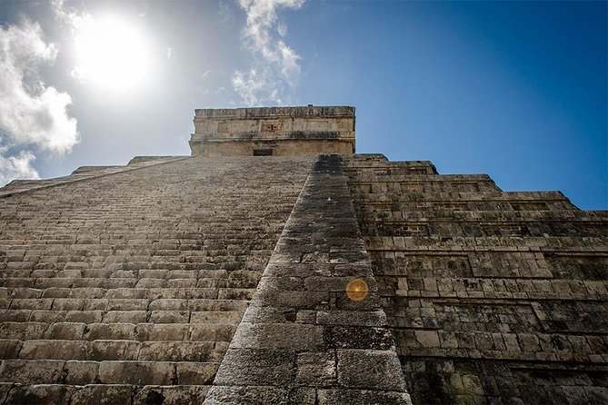 Private Tour of Chichen Itza from Cancun - Authentic Mexican Lunch and Cenote Visit