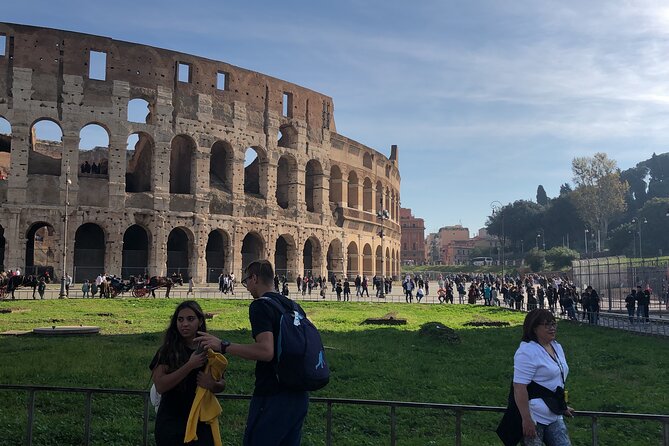 Private Tour of Colosseum, Forum, Palatine Hill and arena floor - Inclusion of Tickets, Guide, and Group Discounts