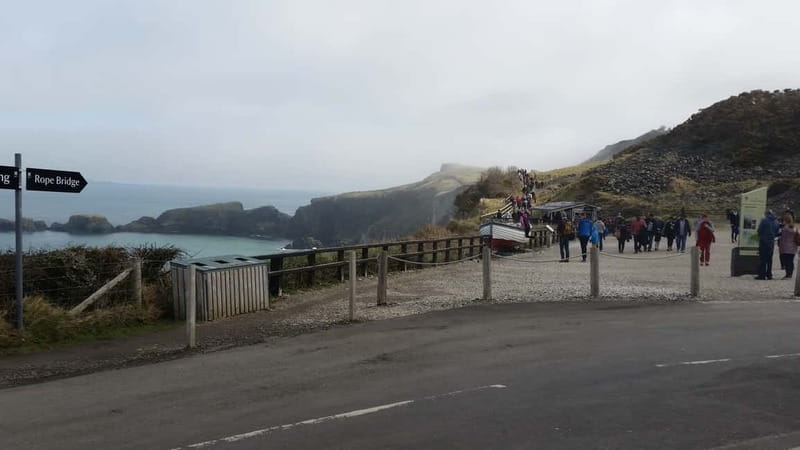 Private Tour of Giant's Causeway - The Thrill of Crossing the Carrick-a-Rede Rope Bridge