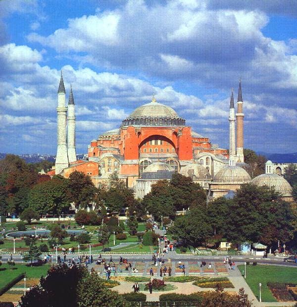 Private Tour of Istanbul: Hagia Sophia & Grand Bazaar & More - Shopping at the Grand Bazaar: Bargain and Browse