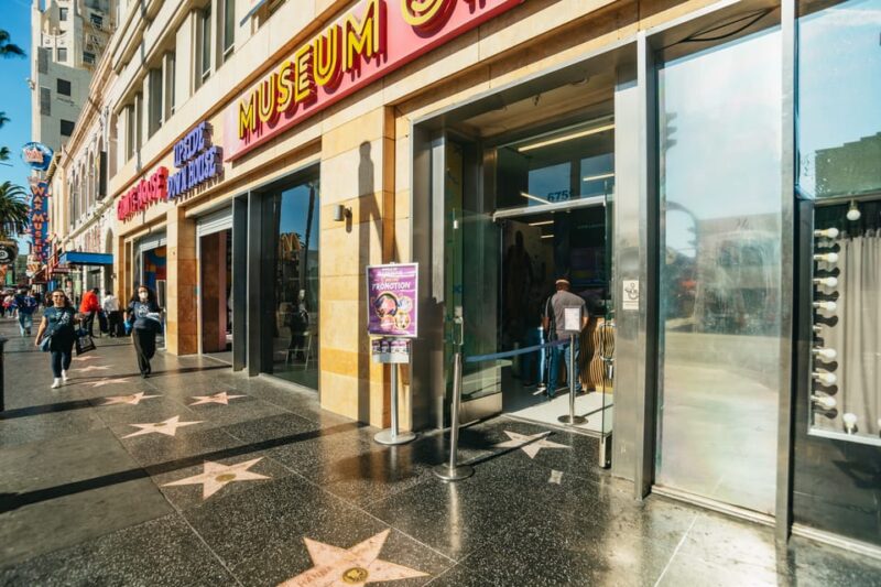 Private tour of LA, Hollywood, Beverly Hills and the Beaches - Beverly Hills and Rodeo Drive Shopping