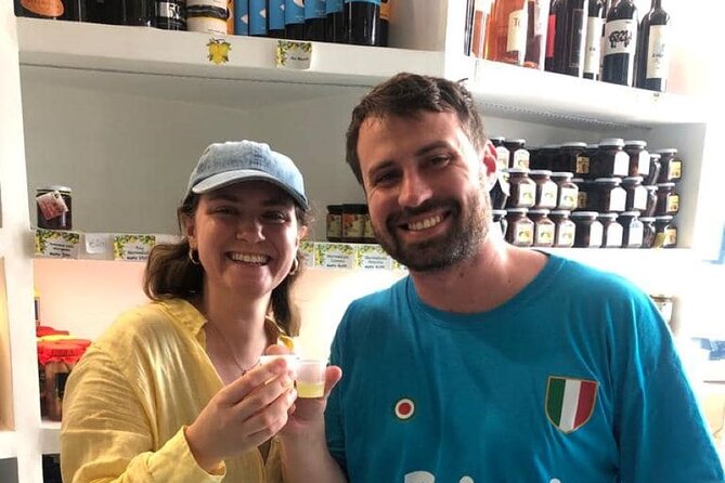 Private tour of limoncello igp with tasting by the sea - Key Points