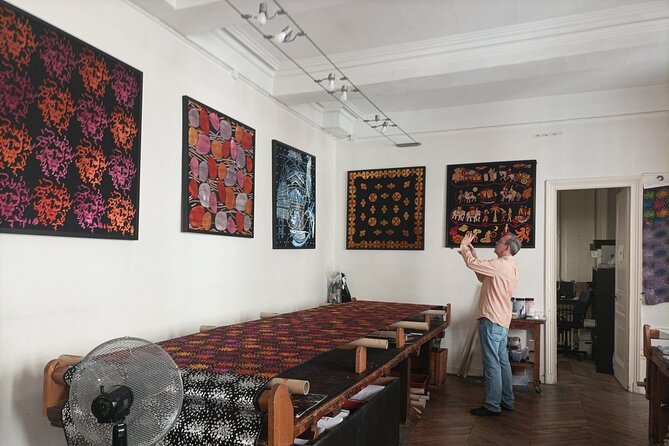 Private tour of Lyon with an official guide - Unique Passages and Local Secrets