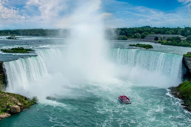 Private Tour of Niagara Falls with Niagara City Cruise - Practical Details: Logistics and Group Size