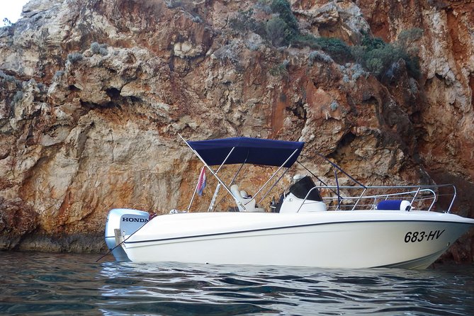 Private tour of Pakleni islands, Red Cliffs & South Shore of Hvar - Discover the Private Boat Experience of Hvar’s Coastal Gems