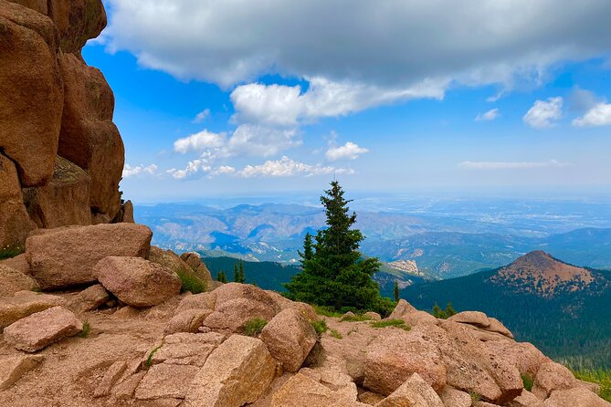 Private Tour of Pikes Peak & Garden of the Gods from Denver - Discovering Manitou Springs’ Mountain Charm