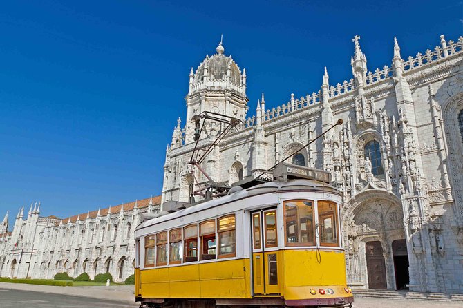 Private tour of Portugal 5 days from Lisbon - Travel in Comfort: Private Transport and Group Flexibility