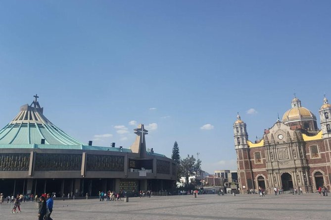 Private Tour of Pyramids of Teotihuacán and Basilica of Guadalupe - Start at the Basilica of Santa Maria de Guadalupe, a spiritual highlight