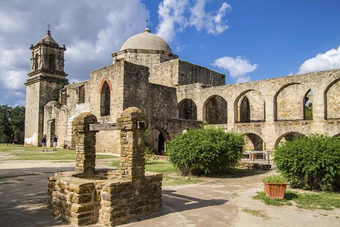Private Tour of San Antonio - Discover San Antonio with a Private Half-Day Tour in Comfort