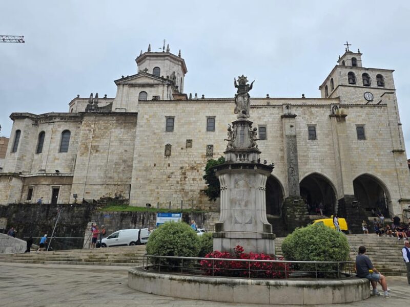 Private tour of Santander with interior of the cathedral and Centro Botín - Key Points