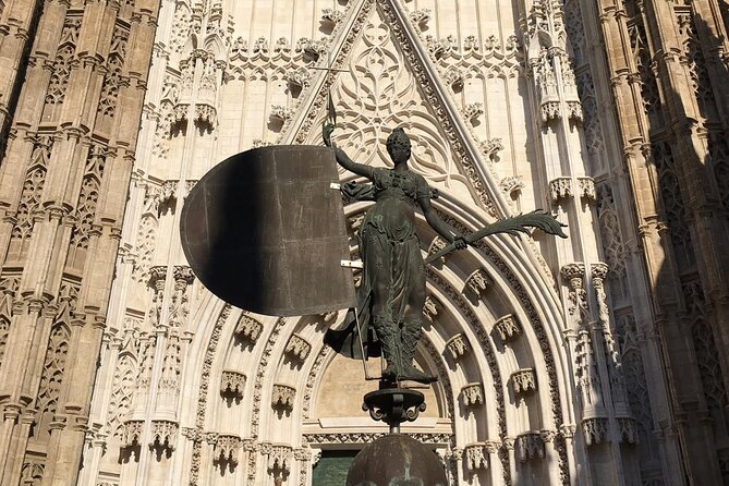 Private tour of Seville highlights - Royal Alcázar of Seville: A Muslim-built Palace Still Used by Kings