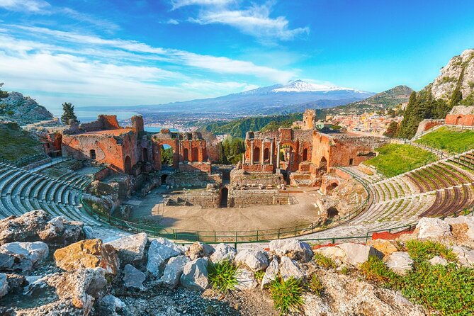 Private Tour of Taormina from hotel or cruise port in Messina - Visiting Piazza Duomo and the Heart of Taormina