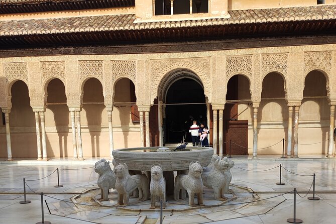 Private Tour of the Alhambra - Exploring the Alcazaba Fortress