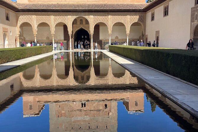Private Tour of the Alhambra in Granada (includes tickets) - The Alcazaba Fortress: The Last Stop in the Tour