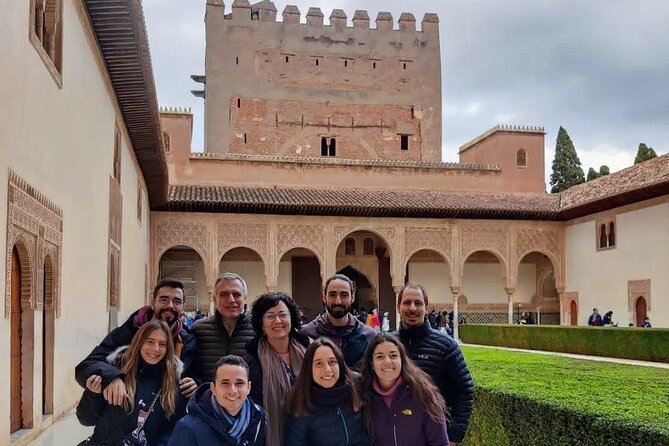 Private Tour of the Alhambra to travel back in time. NO TICKETS - Practical Details and Accessibility
