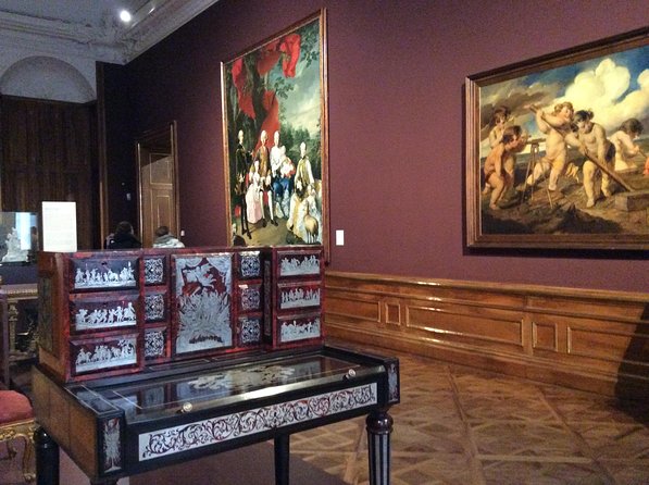 Private Tour of the Belvedere Palace with an Art Historian: "Pictures of Austrian Identities". Art & History Tour with Skip-the-line Tickets - Why Choose This Private Belvedere Tour?