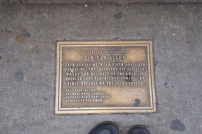 Private Tour of the Gilded Age City around Madison Square - Entering the Tenderloin District and Its Nocturnal Life