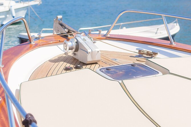 Private tour of the island of Ischia on a Fratelli Aprea gozzo - Transit and Scenic Views Between Stops