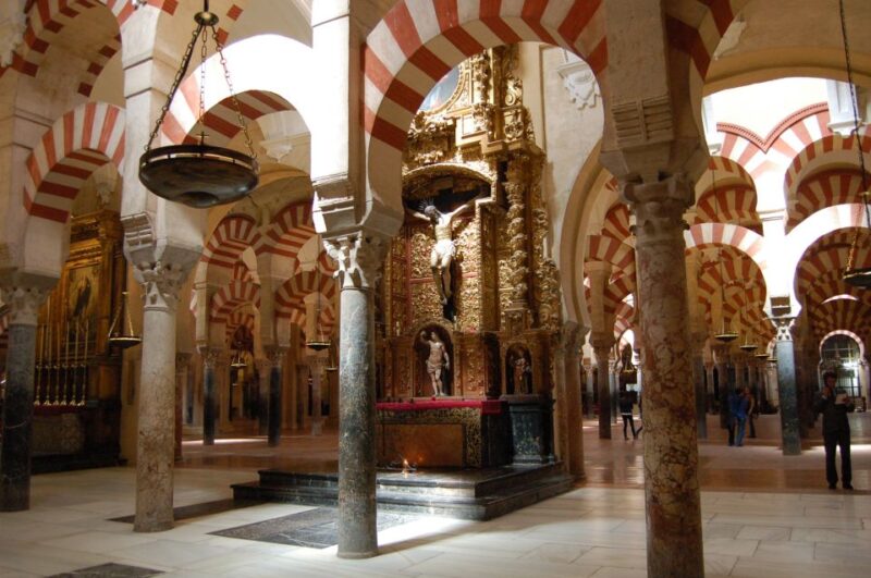 Private Tour of the Mosque-Cathedral and Jewish Quarter - Explore Córdoba’s Iconic Mosque-Cathedral and Historic Jewish Quarter