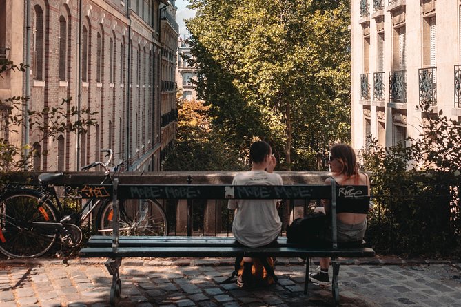 Private tour of the toursitc & hidden highlights of Montmarte Paris - What Sets This Tour Apart from Other Montmartre Walks