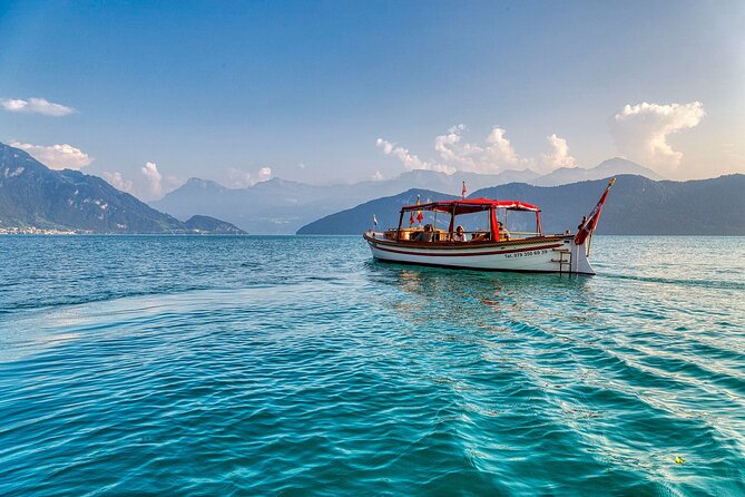 Private tour on Lake Lucerne from Weggis - Key Points