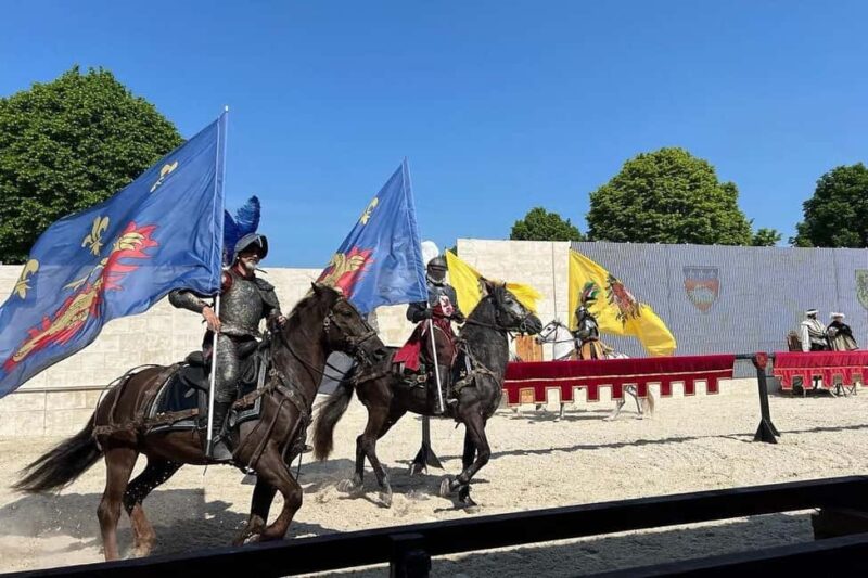 Private Tour Paris: Chambord Castle with Golf Cart + Gift - Practical Details: Transportation, Accessibility, and Seasonality