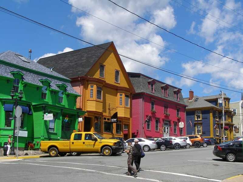Private Tour: Peggys Cove, Mahone Bay & Lunenburg 8 hrs - The Value of a Private, Fully Guided Coastal Tour